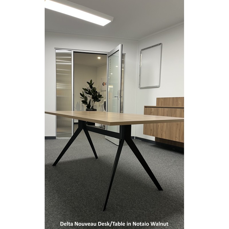 Delta Nouveau Executive Desk