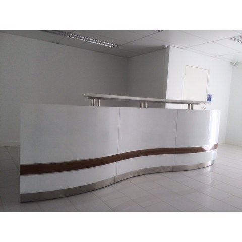 Martinique Reception Desk