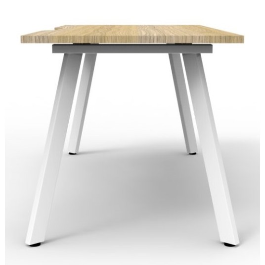 Deluxe Infinity 5 PERSON WORKSTATION Eternity Leg Single-Sided No Screen